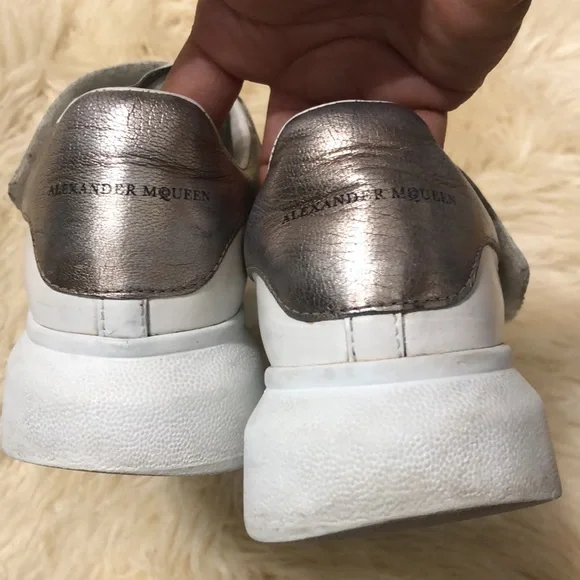 Alexander McQueen - Picture 5 of 5